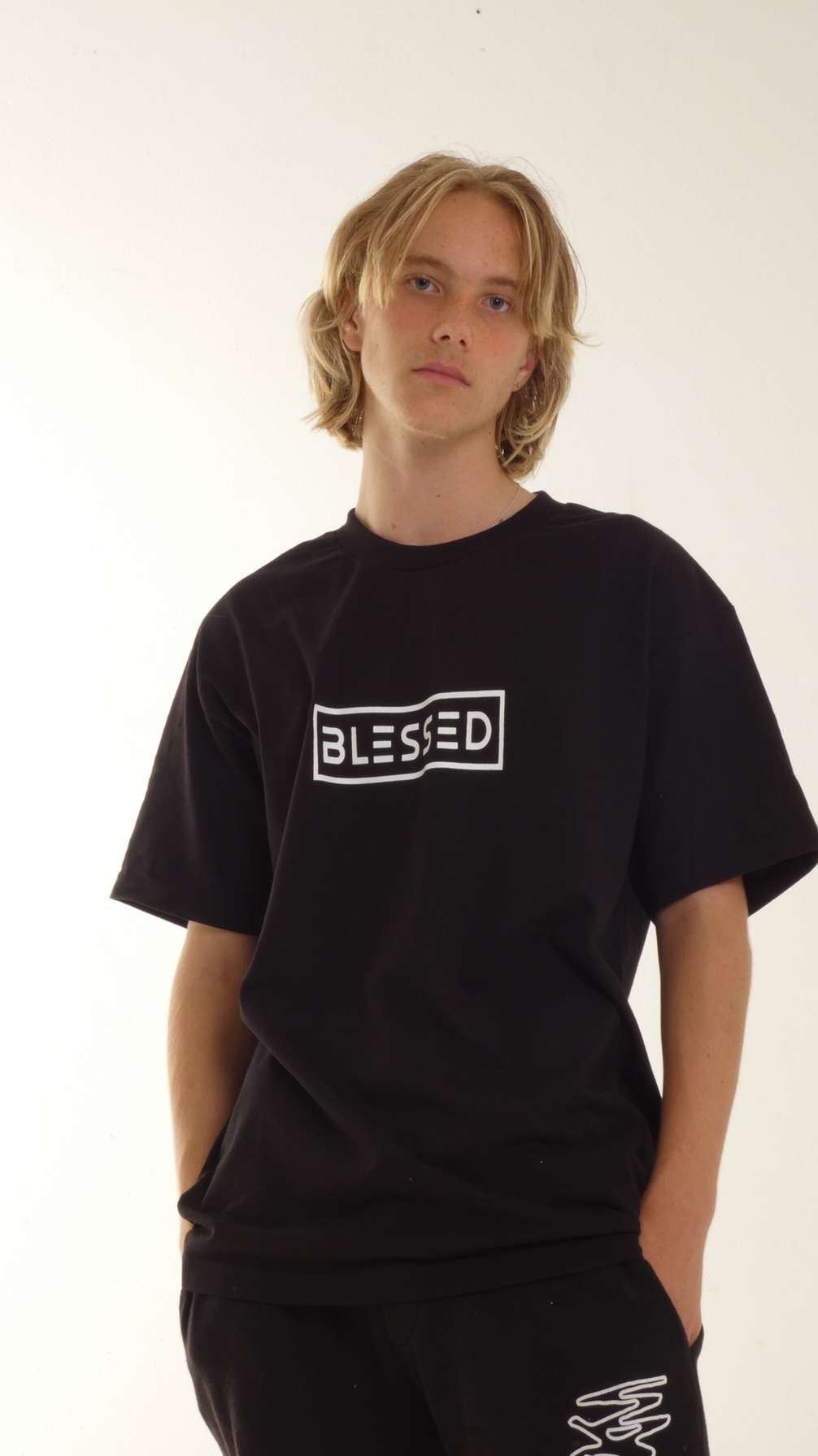 Forever Blessed Black Box-Logo Tee – The Dripverse